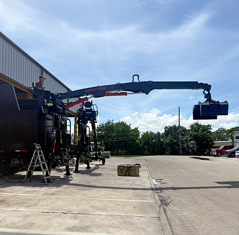 Serco Knuckleboom Loader 8500 SR Super Reach